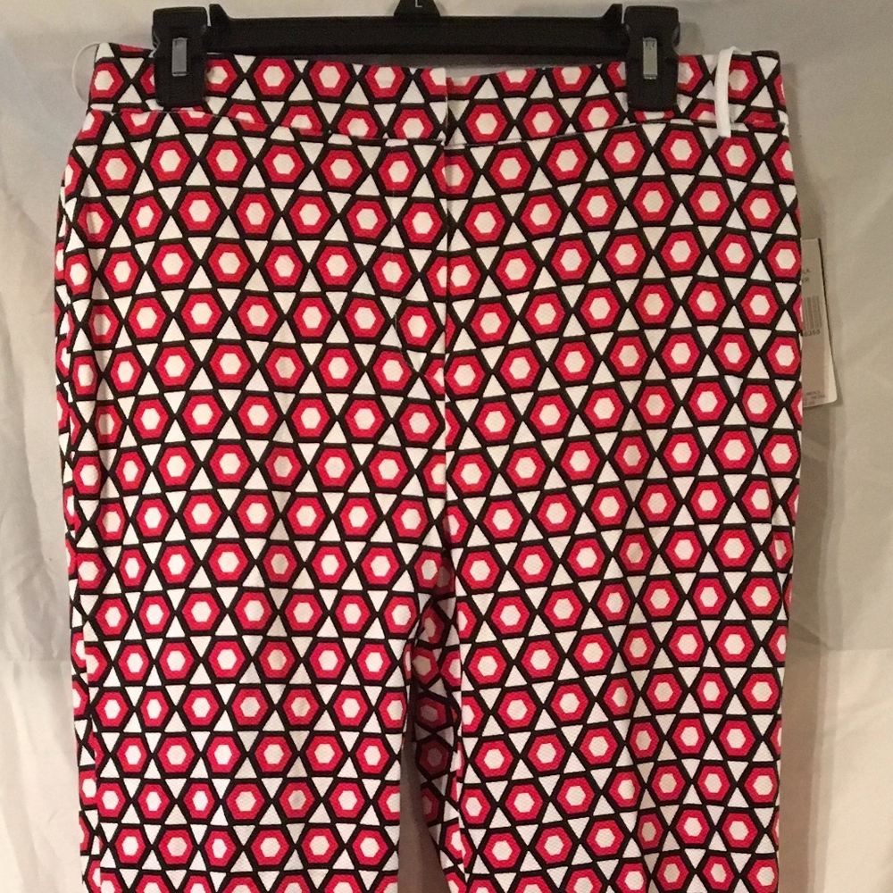 NWT Red, white &black Savvy by Rafael pants sz 10